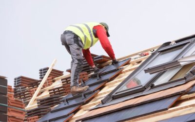 Krok po kroku: Jak wykonać remont dachu?